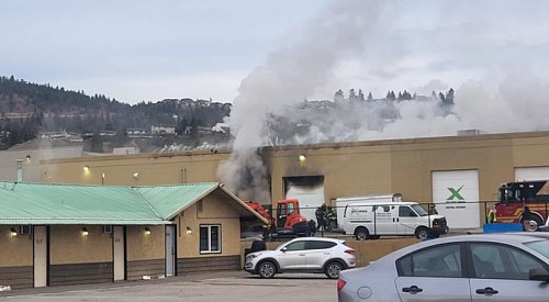 Commercial fire knocked down by Kelowna fire crews