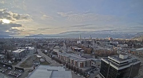 Kelowna weather: Chilly day, patches of sunshine, no snow