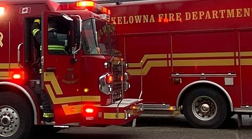 Early-morning fire breaks out on balcony of 5th floor downtown Kelowna apartment